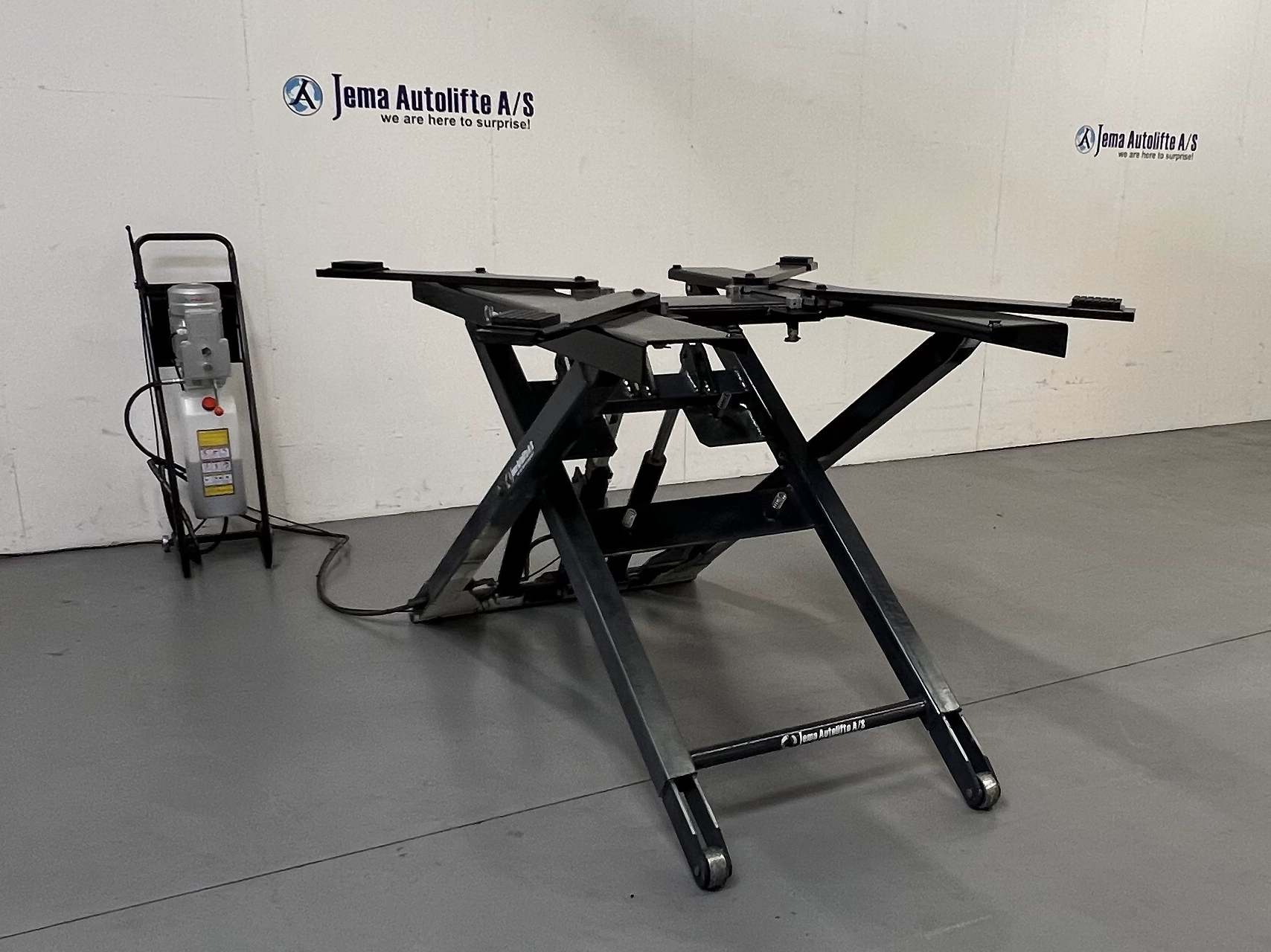 Jema_Autolifte_Saxlift_scissor_lift_JA2.8Mini_3